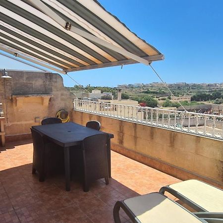 Appartamento Il Bejta penthouse Qala Esterno foto