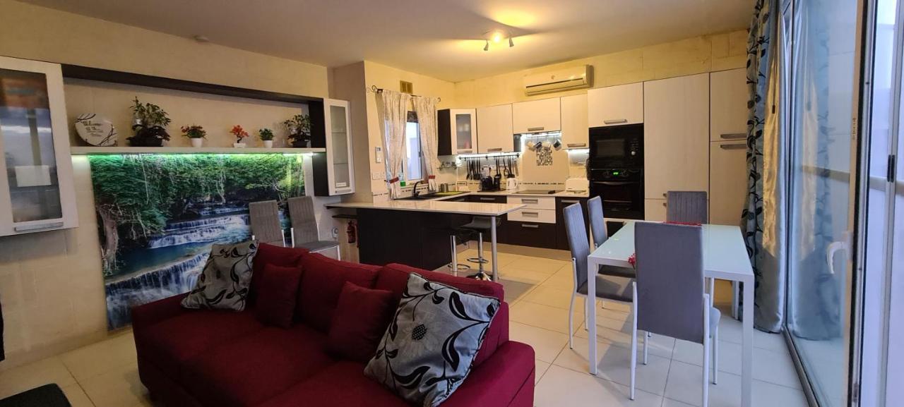 Appartamento Il Bejta penthouse Qala Esterno foto